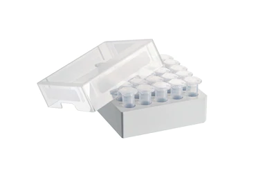 艾本德儲存盒 5 × 5, 可放置 25  個試管，5  mL，4  件，高 64  mm，2.5  英寸，聚丙烯材料，可耐受最低 -86  °C，可高溫高壓滅菌，帶蓋子并具有數(shù)字字母標識